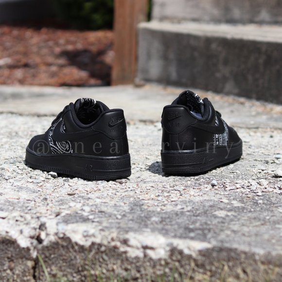 nike air force 1 low black bandana